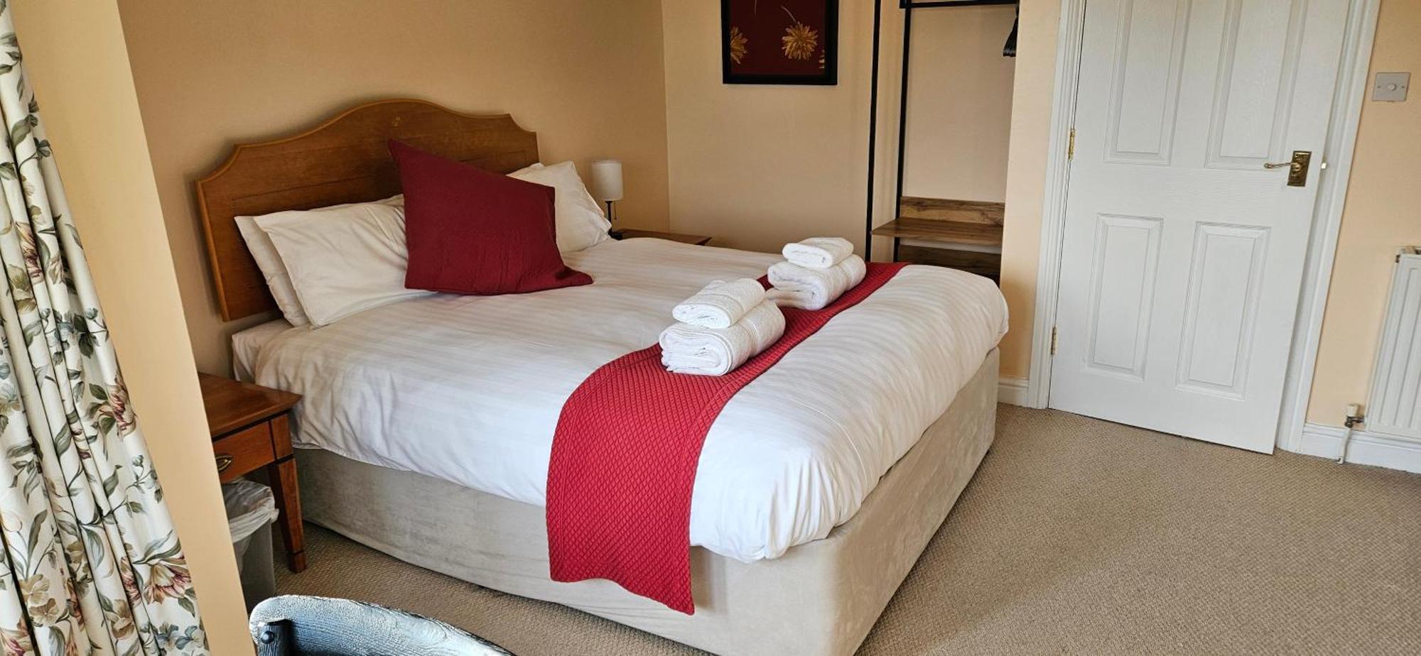 Mandalay Holiday Home Эймсбери Экстерьер фото
